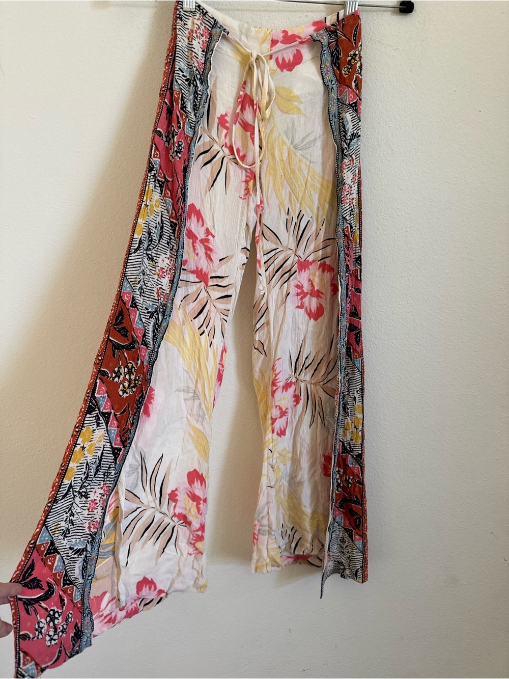 Billabong Floral Pink Yellow Beach Wide Leg Wrap Pants size XS